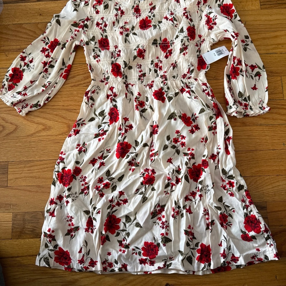 Old Navy Kids Casual Dress - Red Floral on White